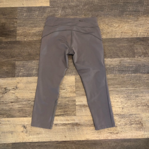 Nike DRI-FIT leggings, size Medium, purple-ish grey Nike emblem missing - Picture 5 of 7